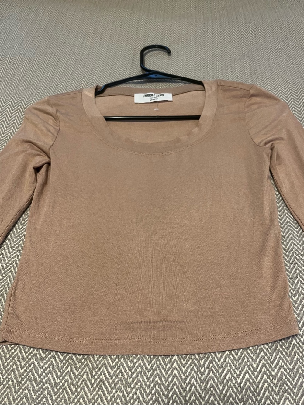 Double Zero Long Sleeve Scoop Neck Crop Top - Taupe Brown. Size Small.